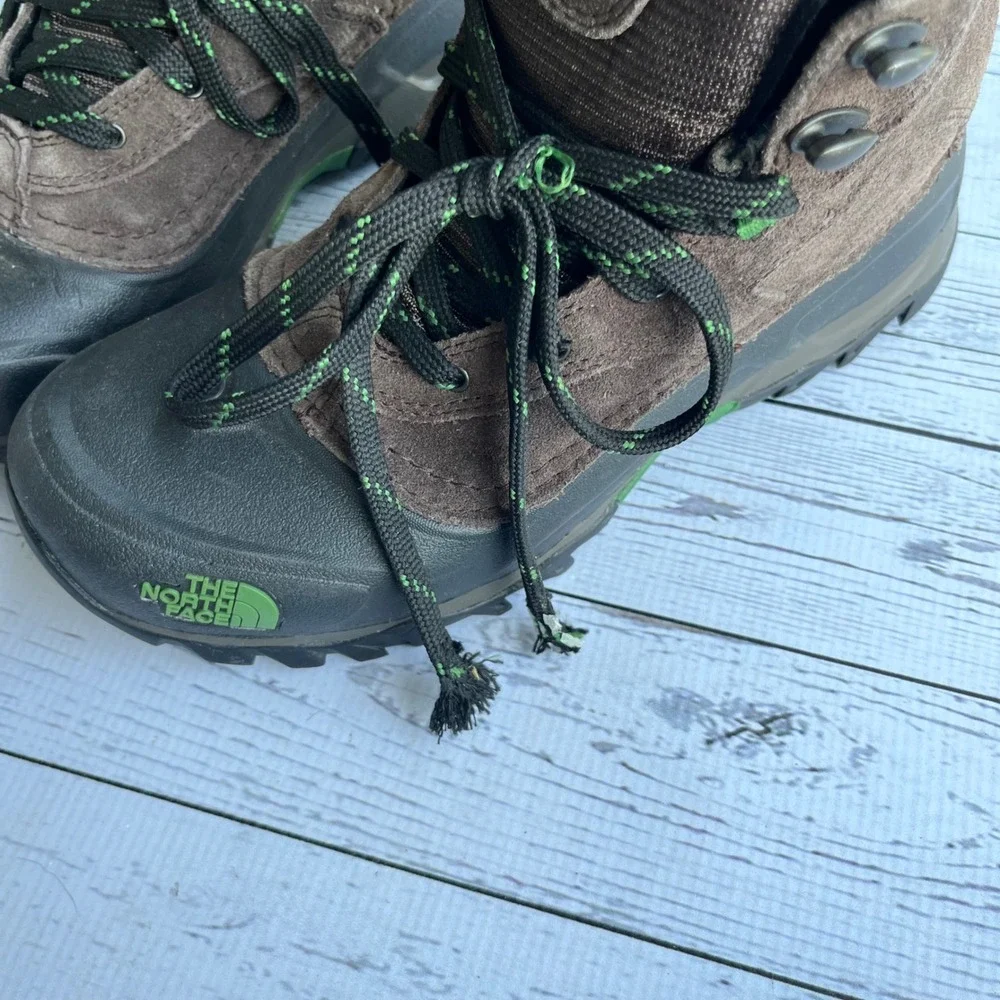 The North Face Chilkat Mens Brown Waterproof Insulated Boots US7 Hiking Utility